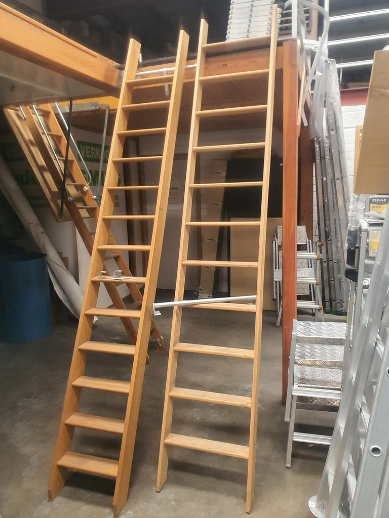 Smits wooden single staircase 10tr.