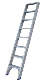 Solide enkele trap model ET 8tr.