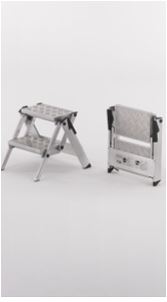 Jumbo aluminium trapladder 2 tr. traanplaat